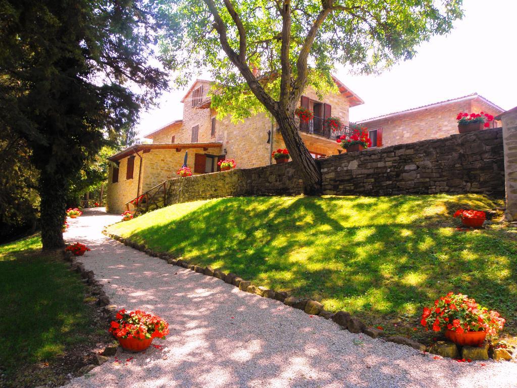 Villa Aurora à Gubbio Extérieur photo