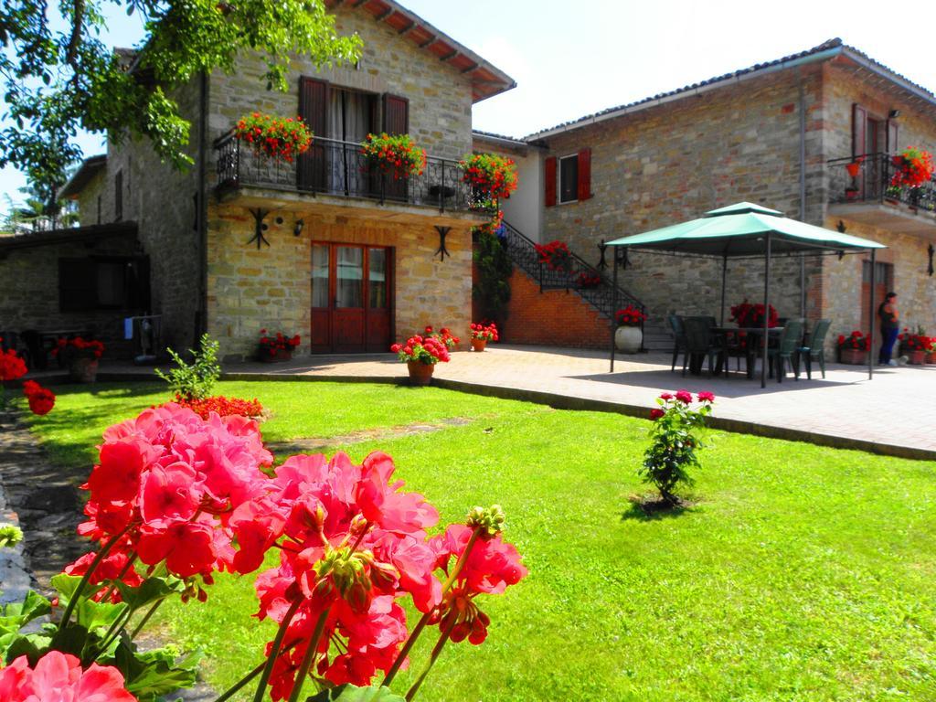 Villa Aurora à Gubbio Extérieur photo