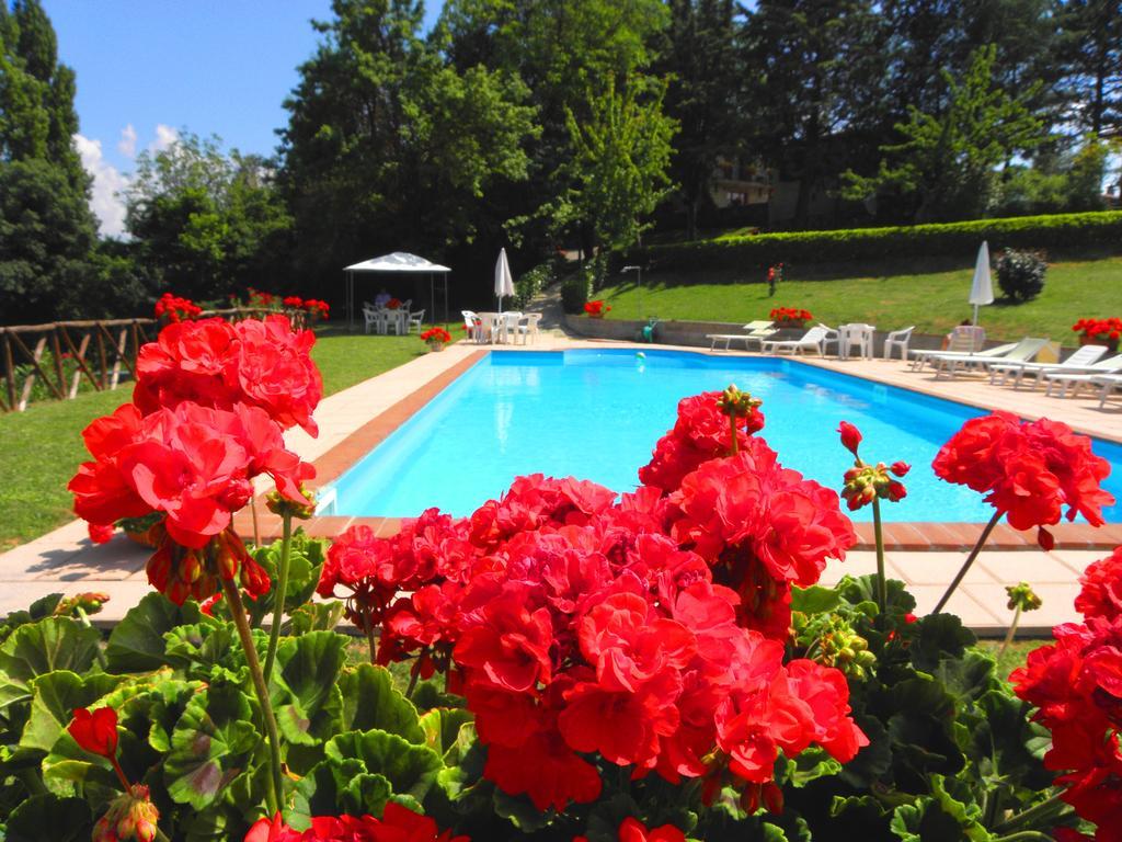 Villa Aurora à Gubbio Extérieur photo